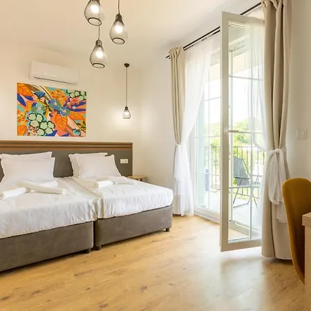 Hotel Lеvandi Sinemorec