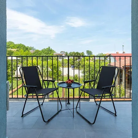 Lеvandi Hotel Sinemorec