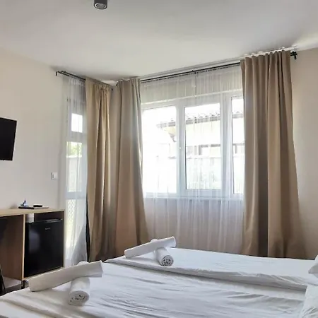 Lеvandi Hotel Sinemorec