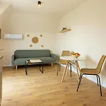 Hotel Lеvandi Sinemoreț