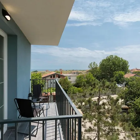 Hotel Lеvandi