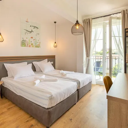 Lеvandi * 辛尼莫雷特