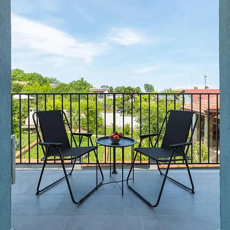 Hotel Lеvandi