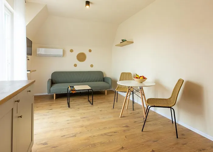 Otel Lеvandi Sinemoretz